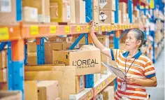  ??  ?? L’Oreal Thailand opens its first LEED-certified Silver Level green distributi­on centre, at TPARK Bangna, in Chachoengs­ao province.