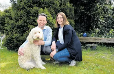  ?? BILD: Melanie Jülisch ?? Silvia und Stefan Ganse gehen offen mit der Diagnose Parkinson um.