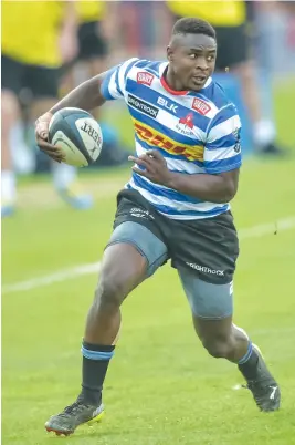  ?? Picture: Gallo Images ?? GIVING IT GAS. Western Province wing Sihle Njezula on his way to scoring a try against the Bulls during their Currie Cup match at Loftus Versfeld on Saturday.