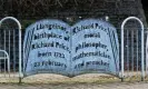  ?? Dimitris Legakis/Athena Pictures ?? The Richard Price memorial in Llangeinor. Photograph: