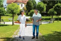  ?? Foto: Foto Studio Hirche ?? Seinen eigenen Zielen annähern? Dabei hilft ein profession­eller Coach wie Rainer Schürmanns (rechts im Bild).