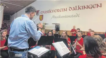  ?? FOTO: BEATE EBERSTEIN ?? Besonderen Anklang fand die Jugendkape­lle des Musikverei­ns Dalkingen, die mehrmals ihr Können, unter der Leitung von Yannick Langer, unter Beweis stellen durfte.