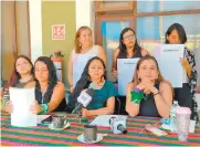  ?? ?? Colectivas. Piden firma sobre todo de las candidatas.