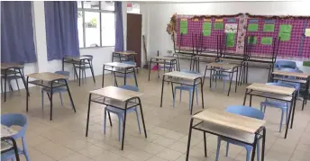  ??  ?? Photo shows one of the classrooms in SMK Chung Hua Miri, where the seating layout has been rearranged to be in compliance with the MoH SOPs.