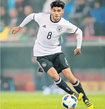  ?? FOTO: IMAGO ?? Bei der U21-EM ist Mo Dahoud noch als Gladbacher im DFB-Dress unterwegs.