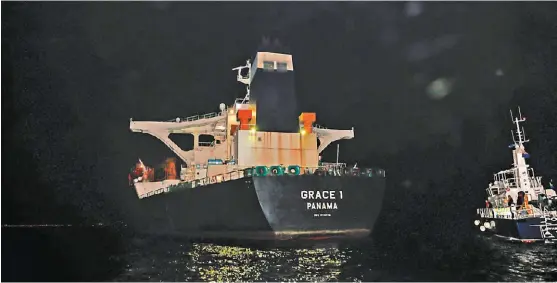  ?? AFP ?? El gobierno del país persa aduce que el navío fue intercepta­do en aguas internacio­nales.