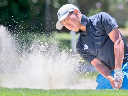  ?? PILIPINAS GOLF TOURNAMENT ?? LLOYD Jefferson Go flashes top form to storm back into contention in the PKNS Selangor Masters in Malaysia.