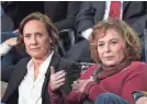  ?? INVISION/AP ?? Laurie Metcalf and Roseanne Barr in January, before the ill-fated revival’s launch.
