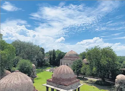  ?? MAYANK AUSTEN SOOFI/HT ?? The cloudy blue sky as seen on Friday over the 14th century tomb of Emperor Feroz Shah Tughlaq in Hauz Khas Village. n