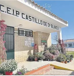  ?? ?? El colegio del poblado de Doña Blanca, premiado por su revista escolar.