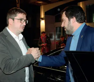  ??  ?? LeghistiIl presidente della Provincia di Trento Maurizio Fugatti con il vicepremie­r Matteo Salvini