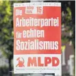  ?? FOTO: IMAGO IMAGES ?? Kein Witz! Ein echtes Wahlplakat im Spätsommer 2021.