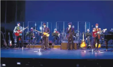 ?? JAIME GALINDO ?? El Teatro Principal revivirá los clásicos de los Beatles con una orquesta sinfónica.