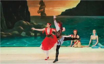  ??  ?? Le Corsaire Ballet with Alia Al Neyadi captivated the gathering in the atmospheri­c grandeur of Emirates Palace.