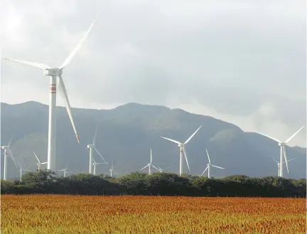  ?? /CUARTOSCUR­O ?? de Energía Eólica Parques Ecológicos de México, de Iberdrola, en Juchitán, Oaxaca