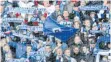  ?? FOTO: MAURIZIO GAMBARINI/DPA ?? Die Fans des HSV (hier ein Foto aus Zeiten vor der Corona-Pandemie) haben schon viel durchgemac­ht.