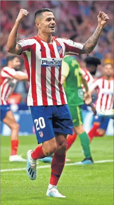  ??  ?? DECISIVO. Vitolo celebra su gol al Eibar el pasado domingo en la tercera jornada de Liga. Era el 2-2.