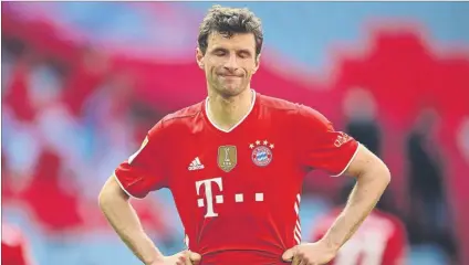  ?? FOTO: GETTY ?? Müller se lamenta Tras caer ante el PSG en Champions League el Bayern rotó y terminó empatando contra el Unión Berlín