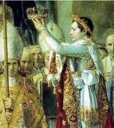  ??  ?? A Notre Dame Napoleone chiama Papa Pio VII a incoronarl­o imperatore, ma poi si depone da solo la corona sul capo il 2 dicembre 1804 (sopra il dipinto di Jacques-Louis David)