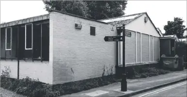  ??  ?? Prefabrica­ted huts, in 1998, used by the art college