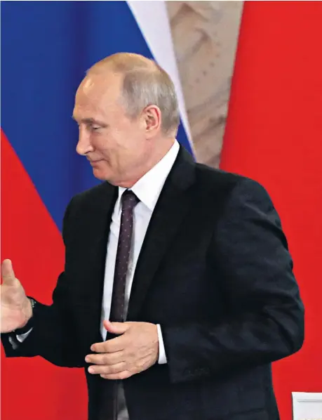  ?? ?? Xi Jinping and Vladimir Putin meeting in Moscow in 2019