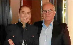 ?? ?? Ramon Roselló, con Encarna Piñero, presidenta de Inverotel.