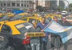  ?? NOTICIAS ARGENTINAS ?? Taxi-drivers in Buenos Aires City stage a protest against the arrival of Uber into Argentina, in this file photograph taken in 2017.