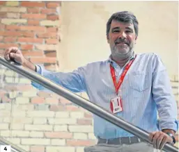  ?? ?? 4. Jesús Amores es el director de este centro internacio­nal de Vodafone.