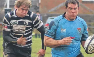  ??  ?? ON THE RUN: Canterbury’s Neil Wakefield in action against Chinnor on Saturday