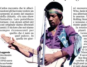  ??  ?? Leggenda Jimi Hendrix (19421970) suona la sua Fender Stratocast­er