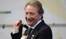  ?? SEAN KILPATRICK/THE CANADIAN PRESS FILE PHOTO ?? When Ottawa Senators’ owner Eugene Melnyk appealed publicly for a liver donor, hundreds came forward to offer.