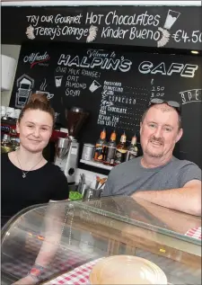  ??  ?? Stephen & Bláithín Rawson in Halpin’s Cafe.