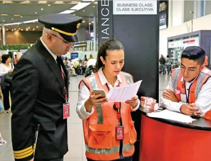  ?? FOTO COLPRENSA ?? Según las cifras de Avianca, con la cancelació­n de 13.924 vuelos y los perjuicios a 420.194 viajeros, lo que se reflejará en los resultados de la empresa a final de año.