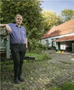  ?? FOTO DIRK KERSTENS ?? Zoon Dirk Verdyck onderhoudt nu de boerderij.