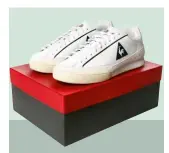  ??  ?? LE COQ SPORTIF Noah Club Mif Leather (300 €).