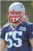  ?? STAFF PHOTO BY NANCY LANE ?? FILLING THE GAPS: The Patriots added veteran linebacker John Simon to try to shore up their beleaguere­d defense.