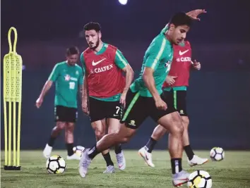  ?? Courtesy: Organiser ?? Australian team go through the paces at a training camp in Jebel Ali this week. The Socceroos are hoping to retain the Asian Cup in the UAE in January, despite big players hanging up their boots.