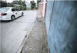  ?? FOTO: EL HERALDO ?? Casi a diario se reporta la ruptura de tuberías de agua potable donde se derrochan cientos de litros del vital y escaso líquido.