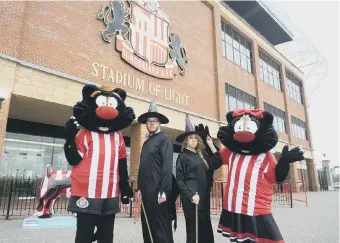  ??  ?? SAFC mascots Samson and Delilah will host a disco after the panto.