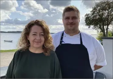  ?? FOTO: GERSHØJ KRO & STRANDHOTE­L ?? Camilla Adelsted og hendes forretning­spartner og medforpagt­er Christian Blumensaat Nikolajsen, der også er kroens køkkenchef.