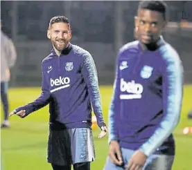  ??  ?? Feliz. Así se lo vio a Lionel Messi en la última práctica del Barcelona.