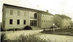  ?? Foto: Kindergart­en Walda ?? Bis 1972 wurden dort, wo heute der Kindergart­en beheimatet ist, Schüler unterrich tet. Die Aufnahme stammt aus dem Jahr 1969.