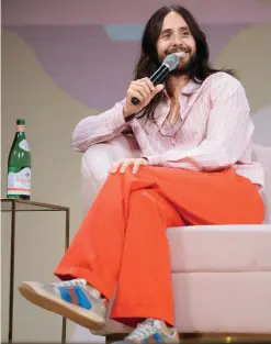  ??  ?? CLOSE ENCOUNTER
Actor, musician, and investor Jared Leto, speaking at the Fast Company European Innovation Festival, powered by Gucci