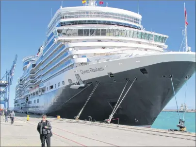  ?? JOHN NOWLAN PHOTO ?? Cunard’s Queen Elizabeth in Port.
