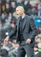  ?? FOTO: SIRVENT ?? Zidane, durante el partido de ayer