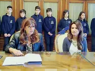  ??  ?? Patrizia Rossini, dirigente scolastico e l’assessore Paola Romano