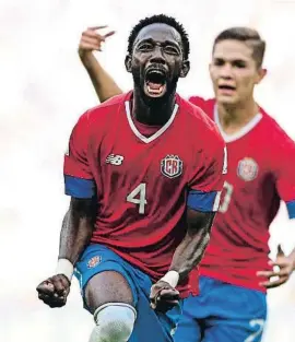  ?? BAUL ARBOLEMA / AFP ?? Fuller celebra su gol contra Japón que permite soñar a Costa Rica