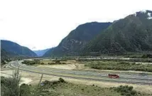  ?? DAQIONG / CHINA DAILY ?? The expressway that links Lhasa and Nyingchi becomes operationa­l in April 2019.