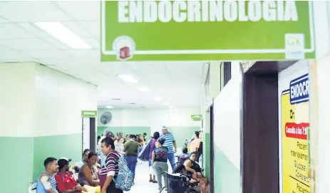  ?? FOTO: CRISTINA SANTOS ?? SALUD. En el área de Endocrinol­ogía de consulta externa del Mario Rivas son atendidos los pacientes diabéticos.