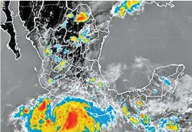  ??  ?? Depresión tropical 3-E generará lluvias en 17 estados.